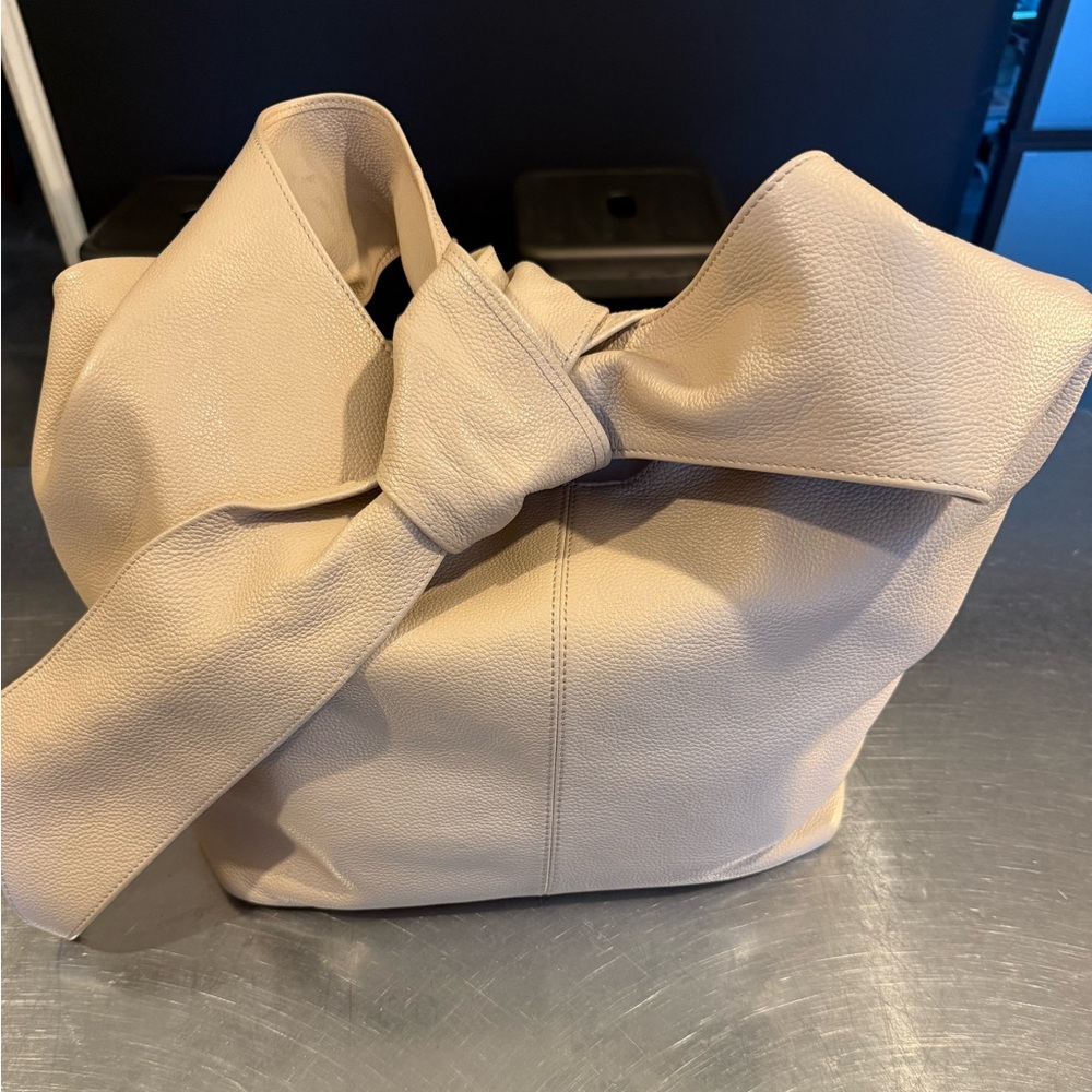 Elie Tahari Beige Leather Hobo Bag